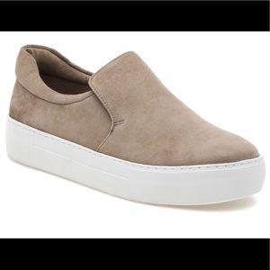 J/Slides Acer taupe suede platform sneakers